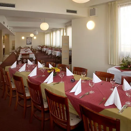 Hotel Ea Populus 3*