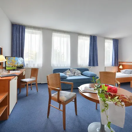 Ea Populus Hotell