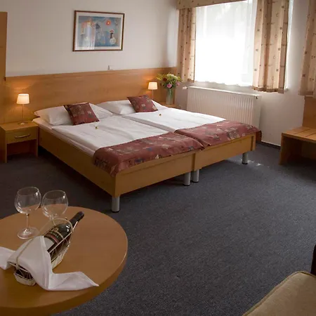 Hotell Ea Populus
