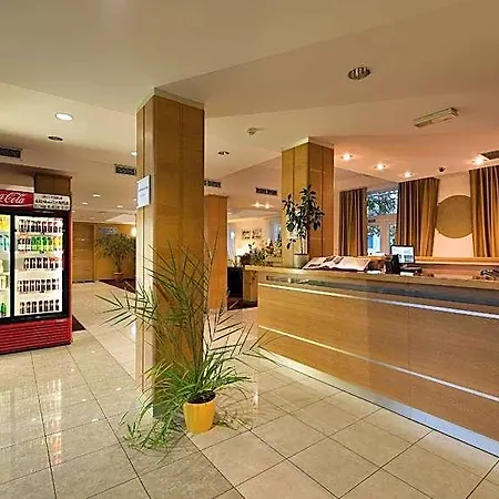 Hotel Ea Populus 3*