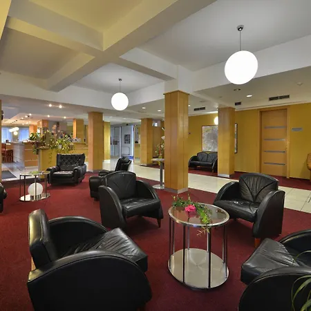 Hotel Ea Populus 3*