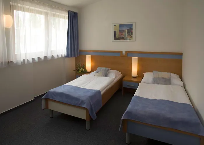 Ea Populus 3* Prague