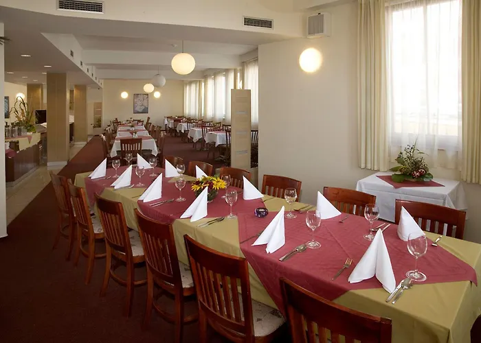 Hotel Ea Populus 3*