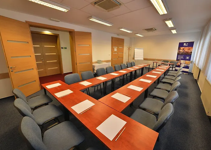 Ea Populus 3* Prague