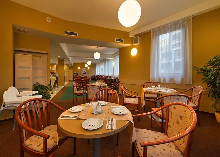 Ea Populus 3* Prague