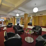 Ea Populus 3* Прага