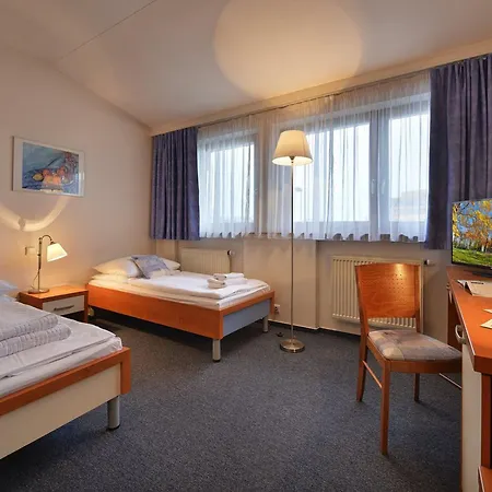 Ea Populus 3* Prague
